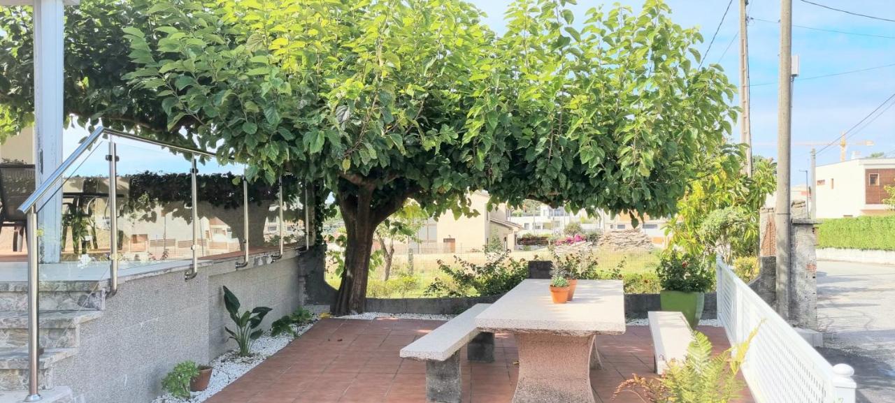 Apartamentos Turisticos Casa Sandra Sanxenxo Eksteriør billede